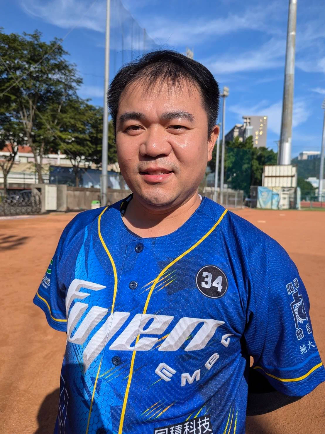 隔壁老王